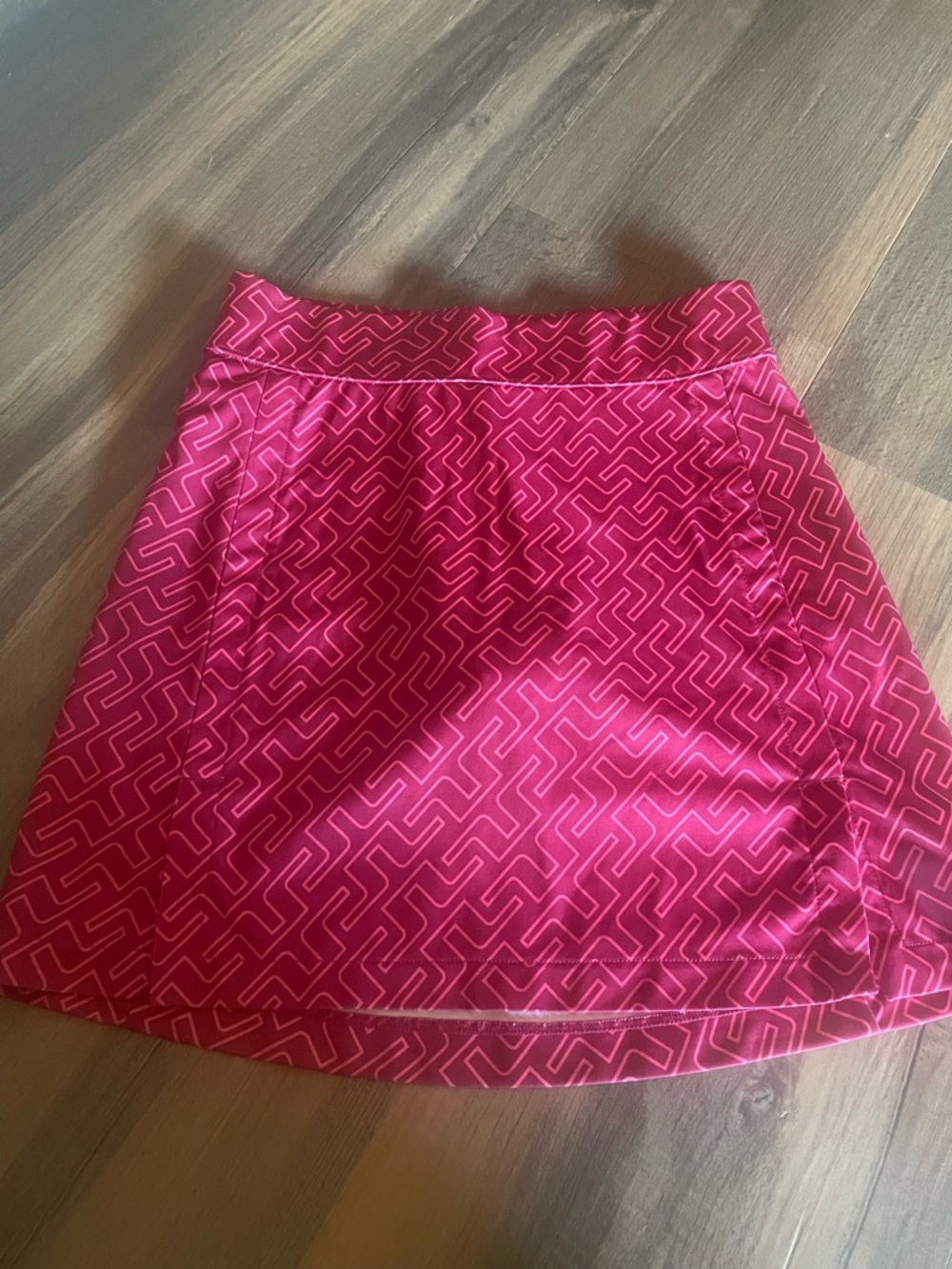 J.Lindeberg Hot Pink Geometric A-Line Golf Skirt